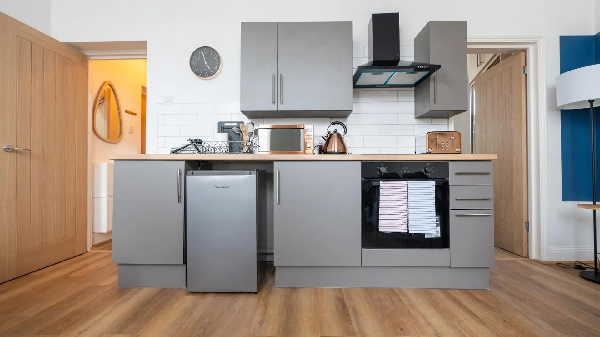 Pembroke Apartment - 1 Bed Swansea 0*,  United Kingdom